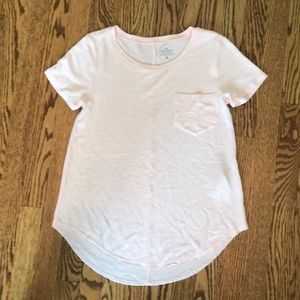 Hollister must-have light pink pocket tee